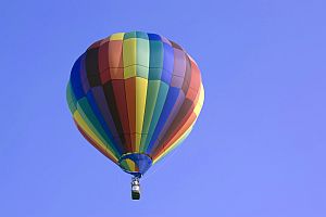 Quotes on Happiness - Hot Air Balloon